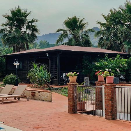 Il Giardino Delle Zagare Villa Калатабиано Екстериор снимка